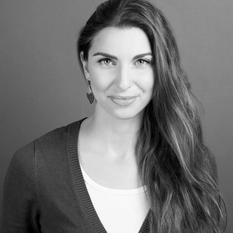 Porträt von Melanie Wolf, Tierheilpraktikerin in Mittenwald